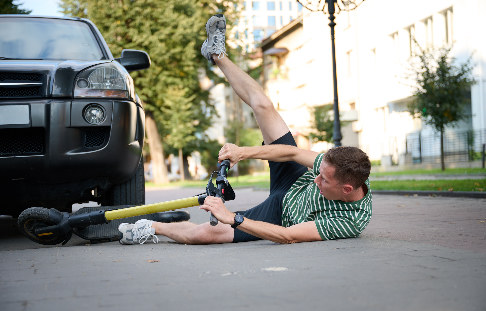 Hüftfraktur nach Unfall mit dem Roller