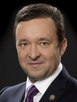 Premierminister von Tatarstan Herr Ildar Khalikov besichtigt die orthopädische Gelenk-Klinik Gundelfingen mit einer Delegation von Sachverständigen. Premierminister von Tatarstan Herr Ildar Khalikov