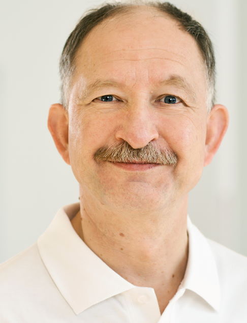 PD Dr. med. Pawel Bak, Facharzt für Physikalische und Rehabilitative Medizin, Schmerztherapie und Naturheilverfahren PD Dr. med. Pawel Bak, Facharzt für Physikalische Medizin und Rehabilitation